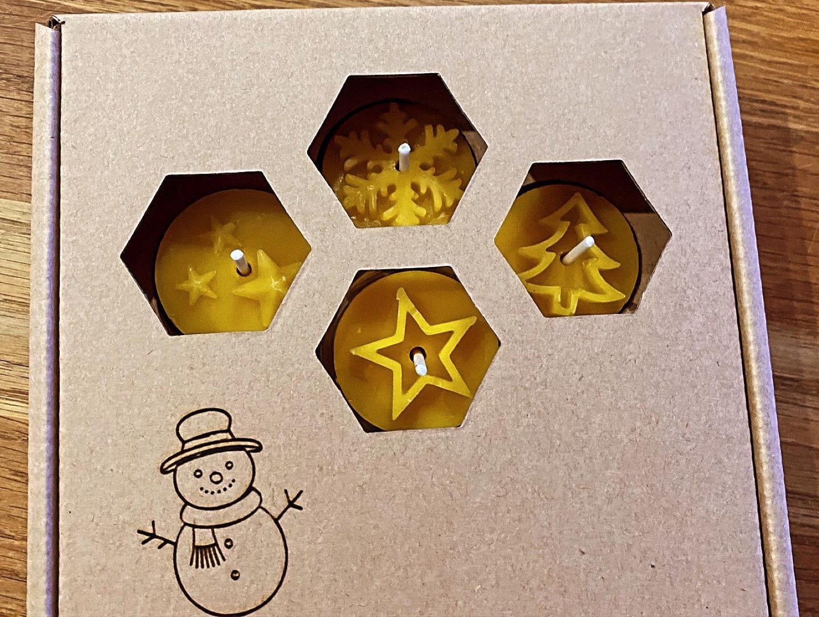 Teelicht-Box – Waben-Geschenkbox mit Teelichtglas